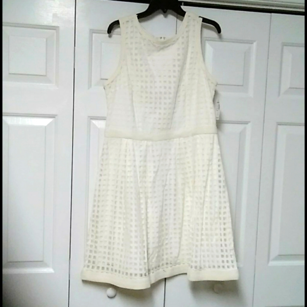Brand New! NWT OFF WHITE 16 DRESS
